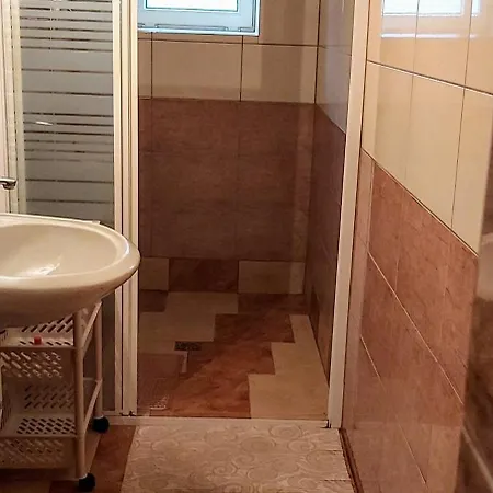 Lägenhet Dom Pod Grusza Chmielno