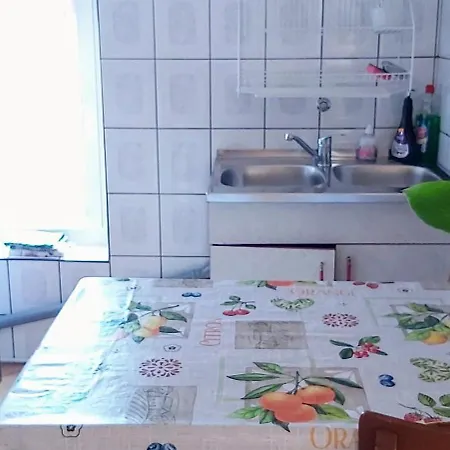 Dom Pod Grusza Lägenhet Chmielno