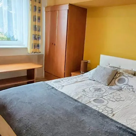 Lägenhet Dom Pod Grusza *