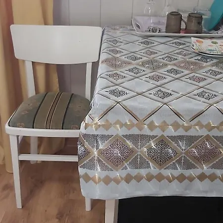 Dom Pod Grusza Lägenhet